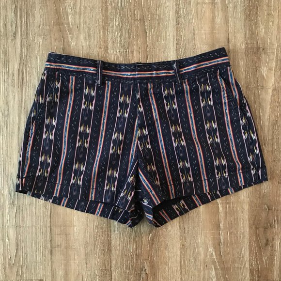 GAP Pants - Gap Women’s Aztec Print City Shorts 8